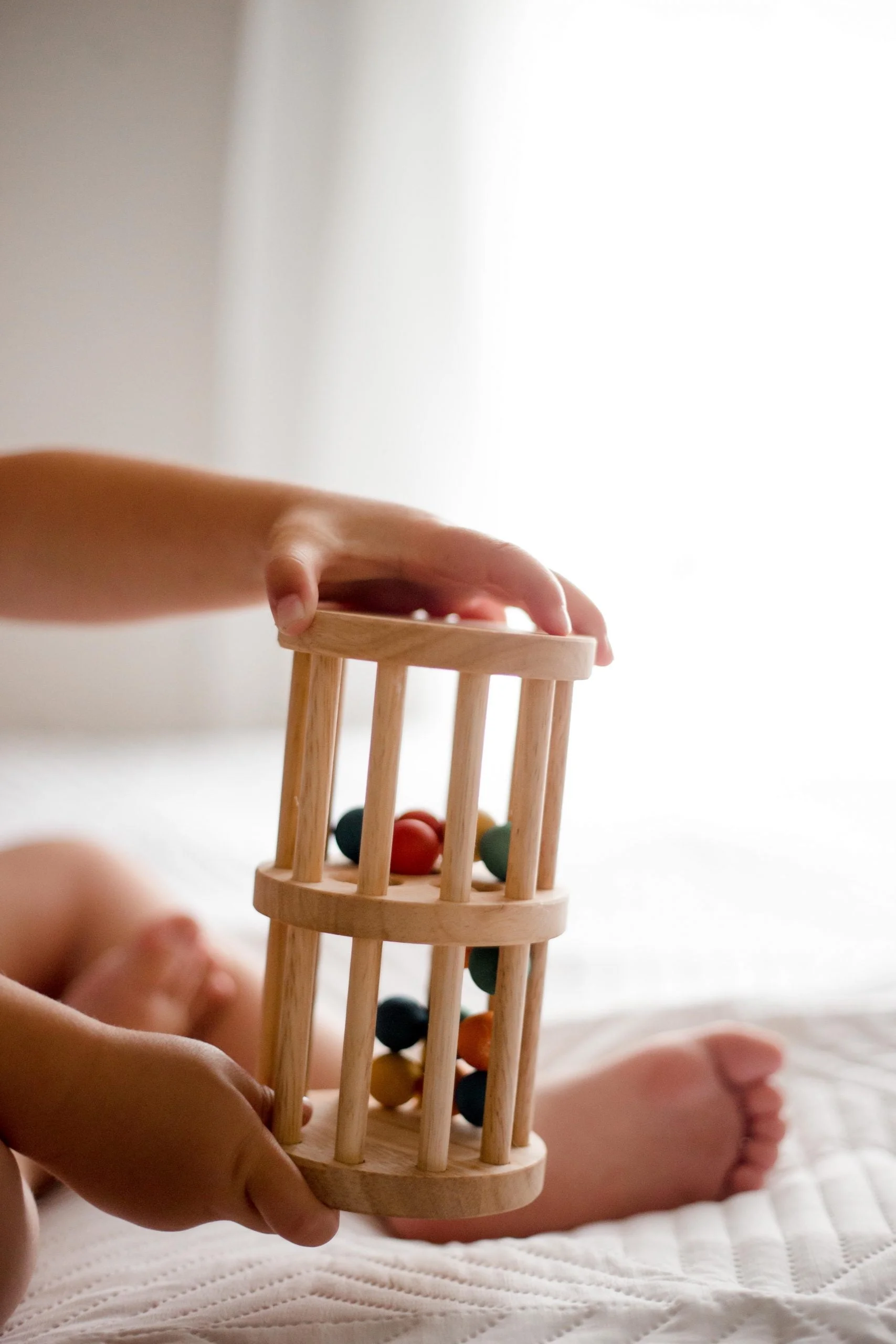 Qtoys Mini Rainmaker Rattle With Wooden Balls