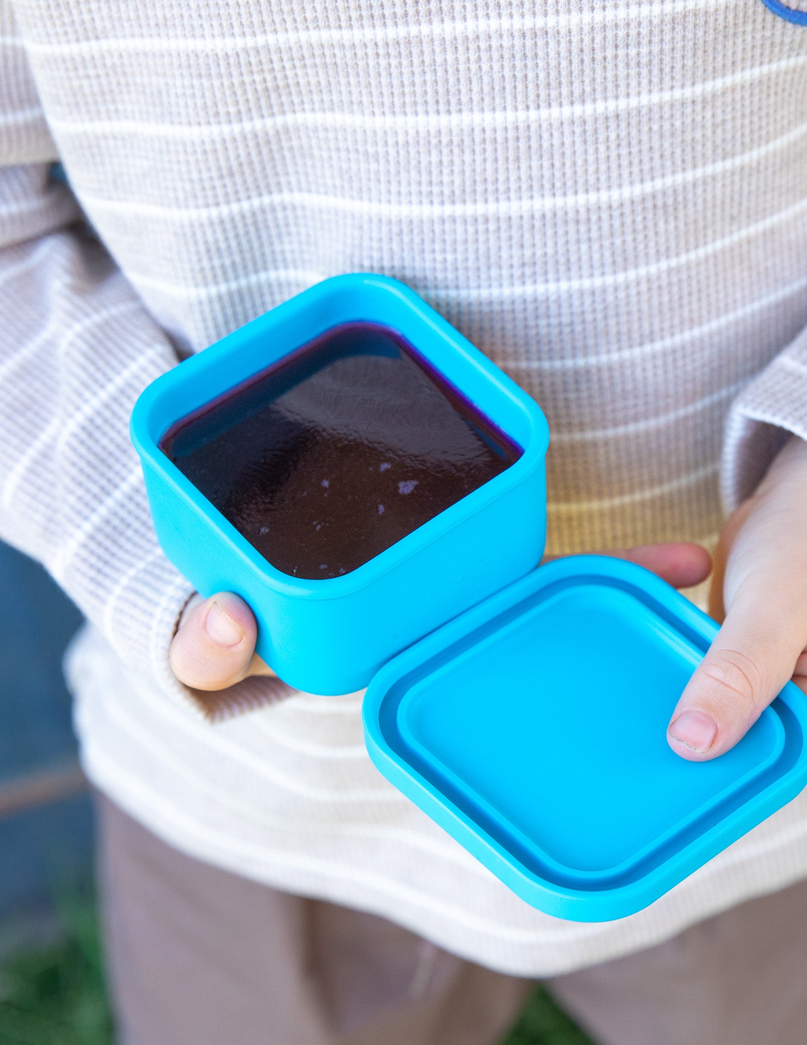 Montii Co Silicone Snack Tub Coastal 3 https://nicetribe.com.au/shop/tablewares/montii-co-silicone-snack-tub-coastal/ montiico snack tub coastal portrait8.jpg